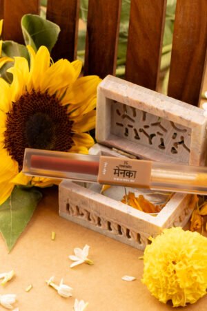 Menaka Lip Oil — M04 Mocha Mehfil